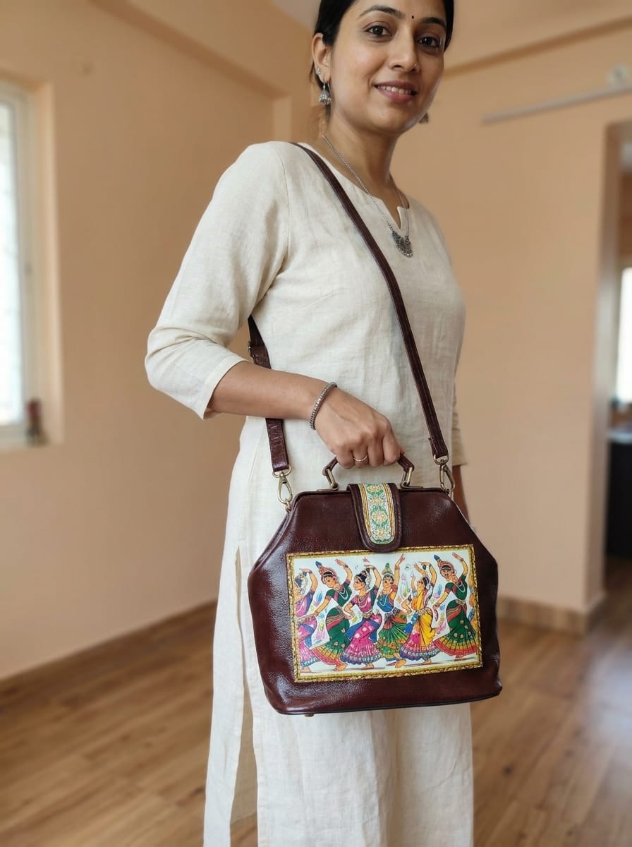Elara Handbag